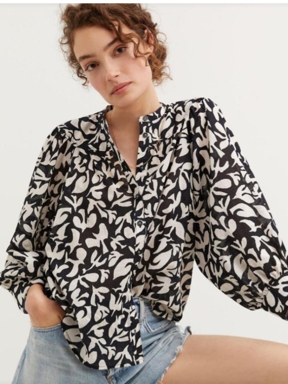 Anthropologie Danielle Kroll Bird Print Button Up Blouse Top Medium